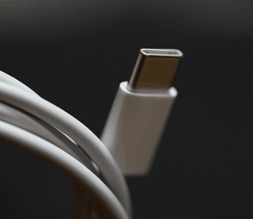 iPhone 15或將全系使用type-c接口